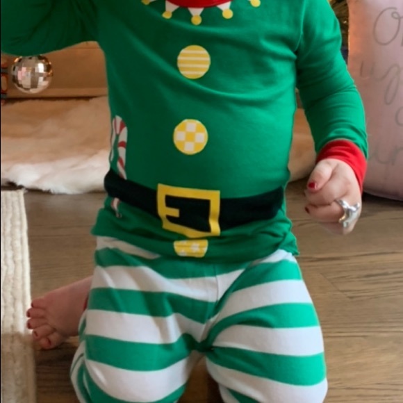 Matching Christmas Holiday pajamas set - Picture 9 of 9